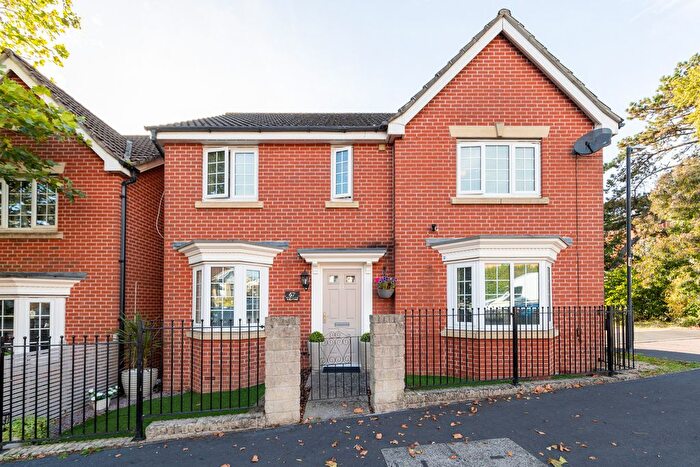 4 Bedroom Detached House For Sale In Lodge Road, Bristol, BS15