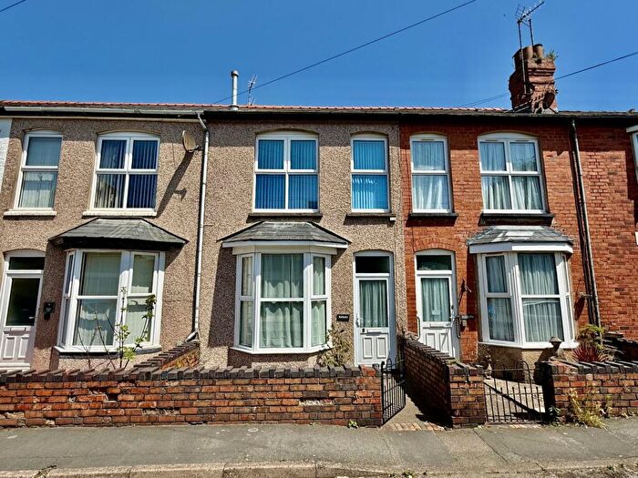 2 Bedroom Terraced House For Sale In Kelvin, Blomfontein Terrace, Park Road, Barmouth, LL42