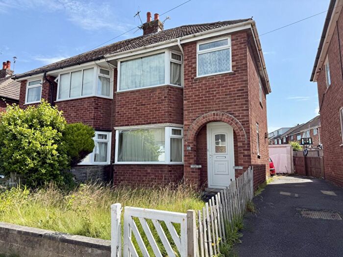 3 Bedroom Semi-Detached House For Sale In Kipling Drive, Blackpool, FY3