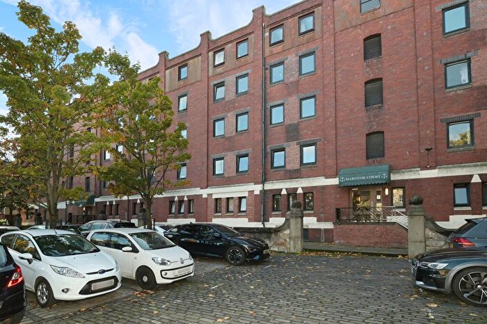2 Bedroom Flat For Sale In / Chapel Lane, The Shore, Edinburgh, EH6