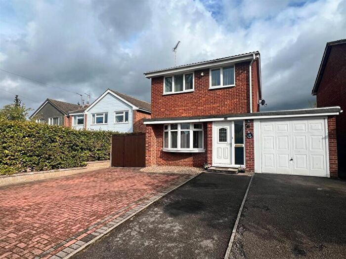 3 Bedroom Detached House For Sale In Repton Road, Willington, DE65