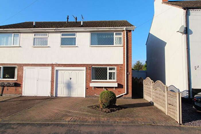3 Bedroom Semi-Detached House For Sale In Petersfield, Croft, Leicester, LE9