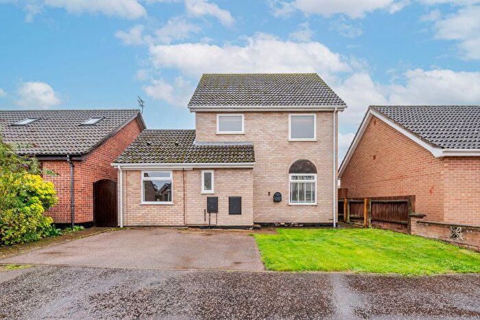 3 Bedroom Detached House For Sale In Wordsworth Road, Diss, IP22