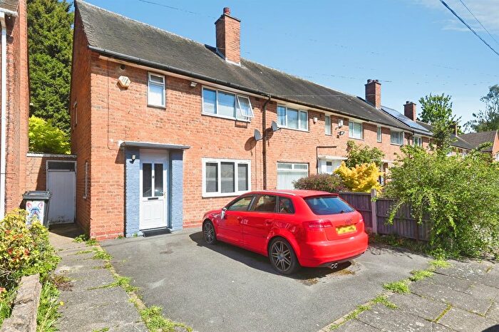 2 Bedroom Semi-Detached House For Sale In Lillington Grove, Birmingham, B34