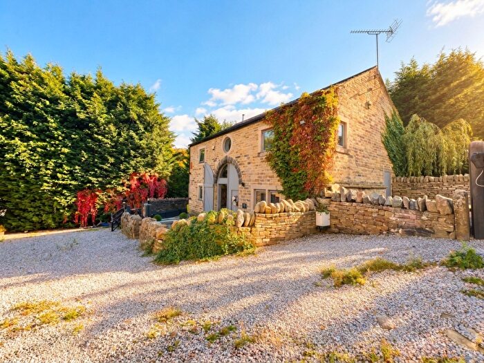 4 Bedroom Cottage For Sale In The Stables, Woodhead Road, Holmfirth, HD9