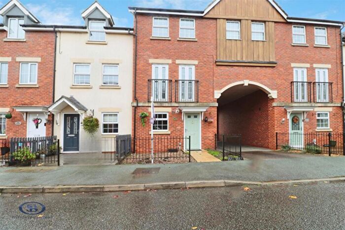 4 Bedroom Terraced House To Rent In Abbey Park Way, Weston, Crewe, CW2