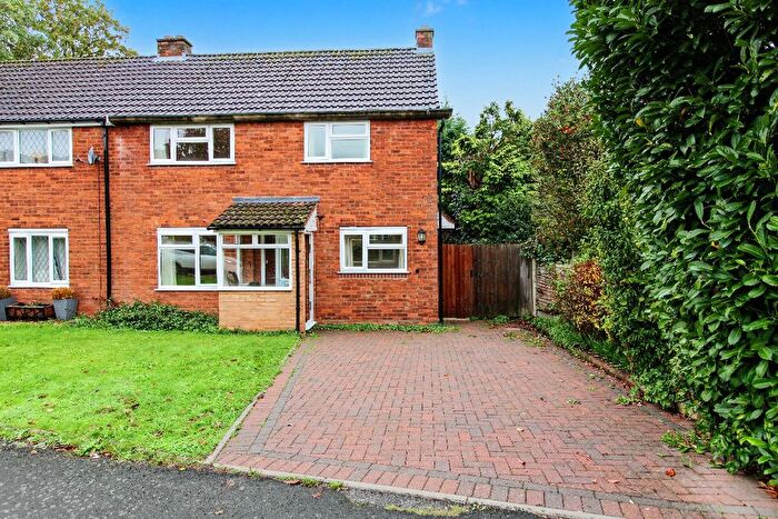 3 Bedroom Semi-Detached House For Sale In Wood Road, Wombourne, Wolverhampton, WV5