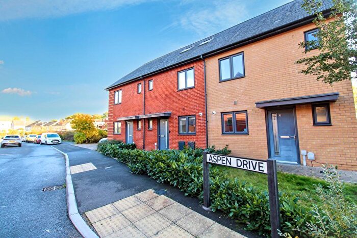 3 Bedroom Town House For Sale In Aspen Drive, Cribbs Causeway, Bristol, BS10