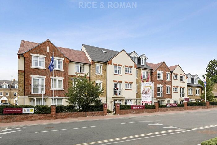 2 Bedroom Flat To Rent In Ash Lodge, Walton On Thames, KT12