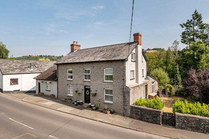 6 Bedroom Detached House For Sale In Erwood Inn, Erwood, Builth Wells, LD2