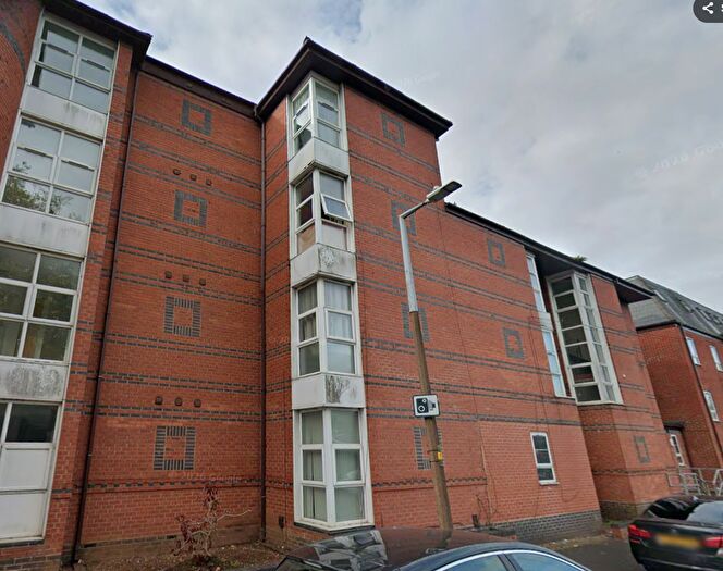 1 Bedroom Flat To Rent In Charter House, Suffrage Street, B66