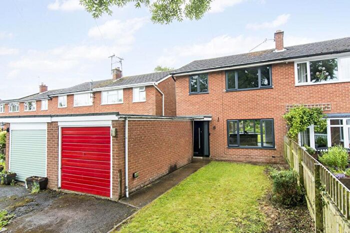 3 Bedroom Semi-Detached House For Sale In Churchill Drive, Upper Bruntingthorpe, Lutterworth, LE17