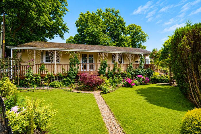 2 Bedroom Park Home For Sale In The Crescent, Pathfinder Village, Exeter, EX6