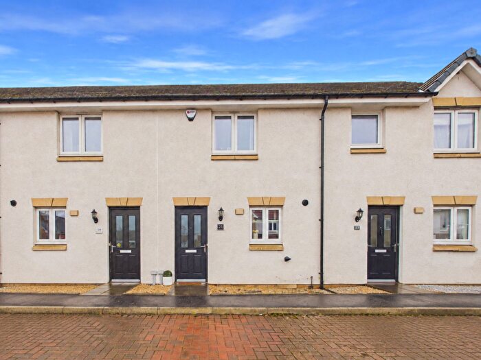 2 Bedroom Terraced House For Sale In Mayflower Gardens, Loanhead, EH20