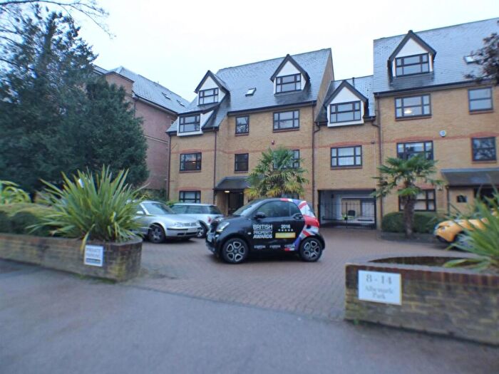 2 Bedroom Flat To Rent In Albemarle Park, Albemarle Road, Beckenham, BR3