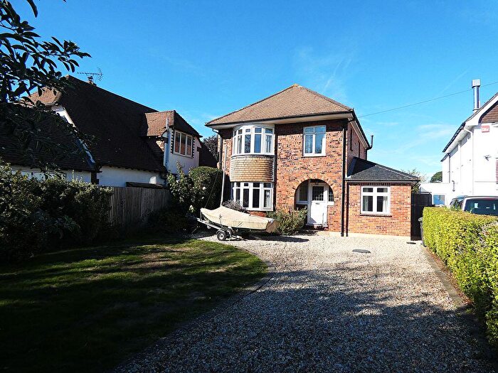 4 Bedroom Detached House To Rent In Warblington Road, Emsworth., PO10