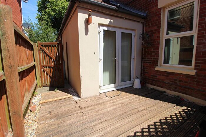 1 Bedroom Flat To Rent In Crabton Close Road, Bournemouth, Dorset, BH5
