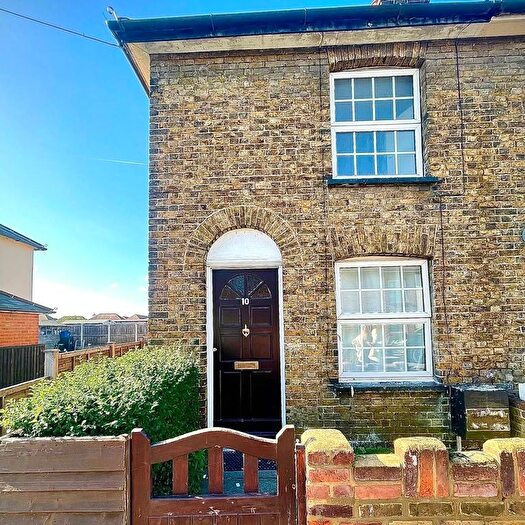 2 Bedroom End Of Terrace House To Rent In Mill Road, Maldon, CM9