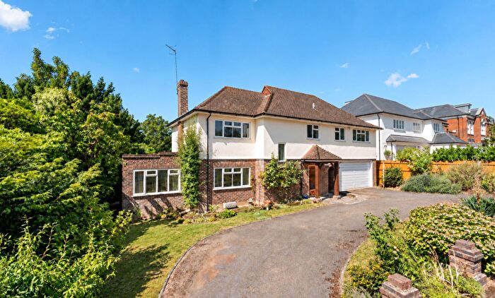 5 Bedroom Detached House For Sale In Pony Chase, Cobham, KT11