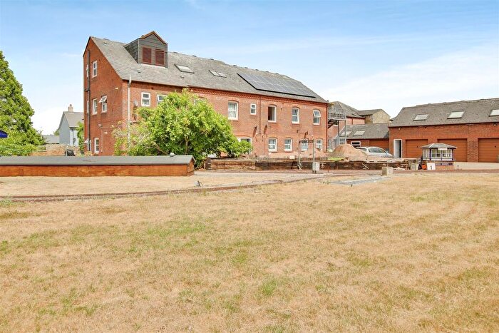 1 Bedroom Flat To Rent In Boxworth End, Swavesey, CB24