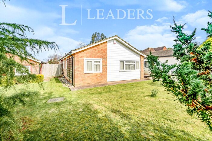 3 Bedroom Bungalow To Rent In Oliver Road, Horsham, West Sussex, RH12