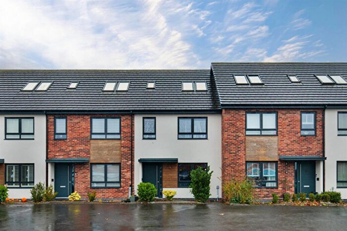 3 Bedroom Terraced House For Sale In Grange Road, Morpeth, NE61