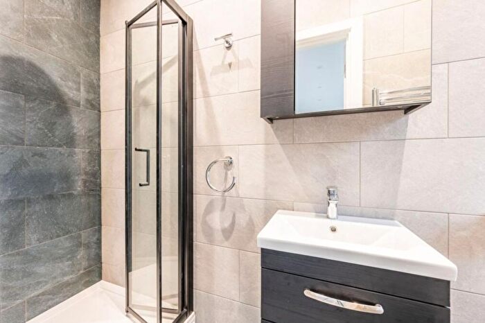 1 Bedroom Flat To Rent In Colney Hatch Lane, London, N10