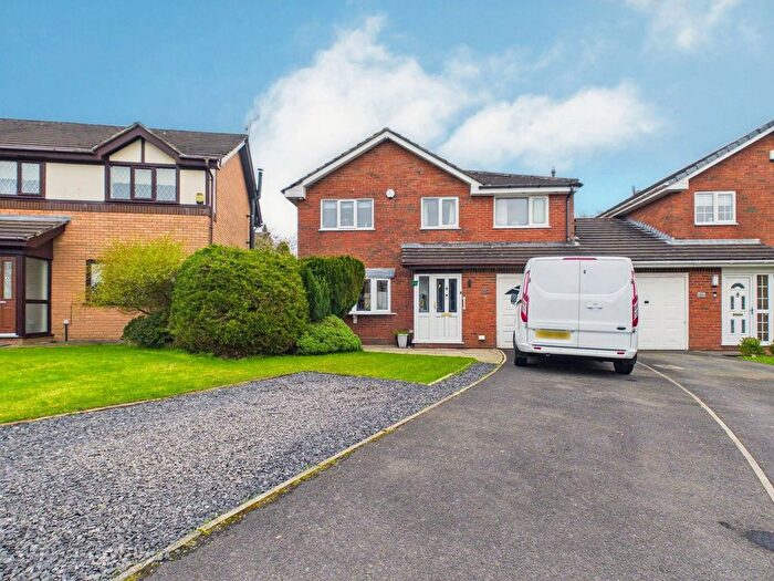 3 Bedroom Link Detached House For Sale In Parklands, Skelmersdale, WN8