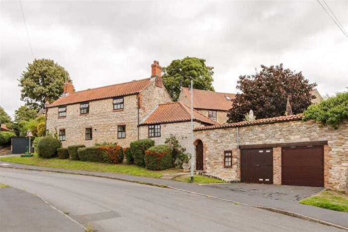 2 Bedroom Detached House For Sale In Queen Street, Kirton Lindsey, DN21
