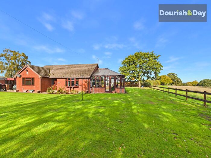 3 Bedroom Detached Bungalow For Sale In Little Green, Bronington, SY13