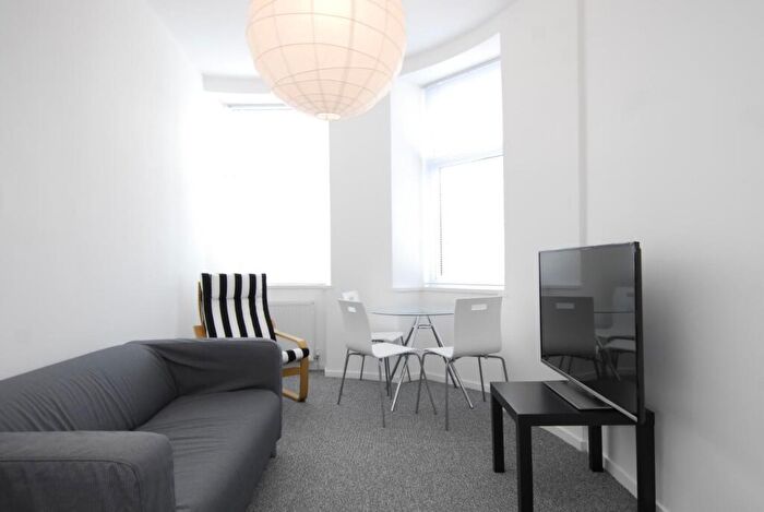 3 Bedroom Flat To Rent In Ebrington Street, Flat, Plymouth, PL4