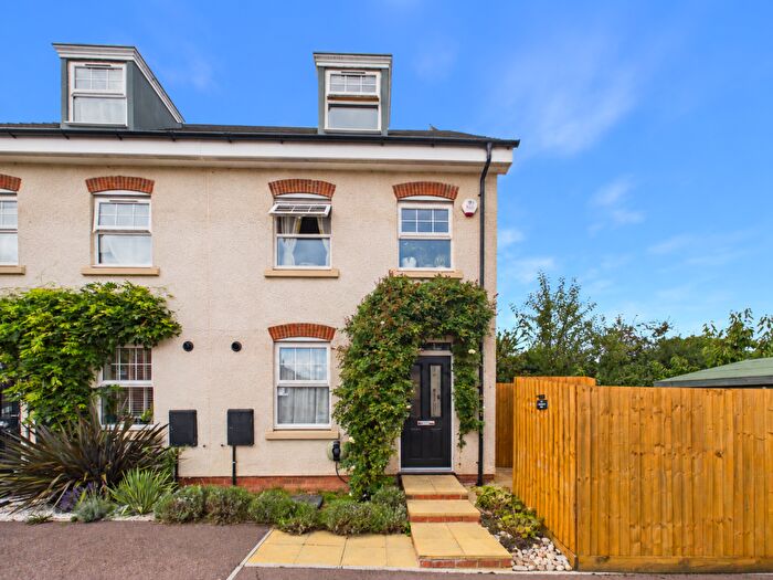 3 Bedroom Semi-Detached House For Sale In Ternata Drive, Monmouth, NP25