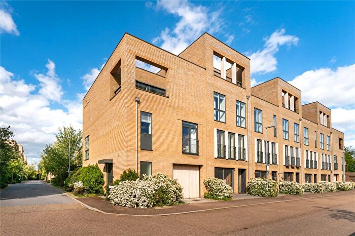 4 Bedroom Semi-Detached House For Sale In Whitelocks Drive, Trumpington, Cambridge, Cambridgeshire, CB2