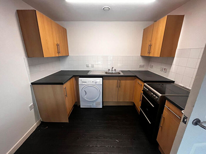 2 Bedroom Apartment To Rent In , Merseyside, L20
