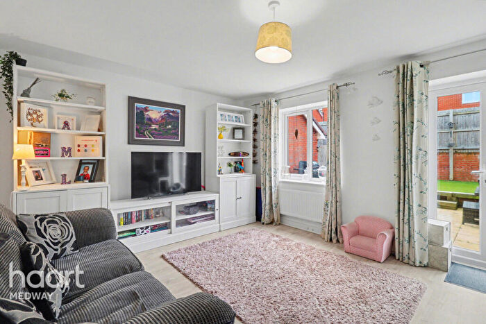 3 Bedroom End Of Terrace House For Sale In Farman Drive, Rochester, ME3