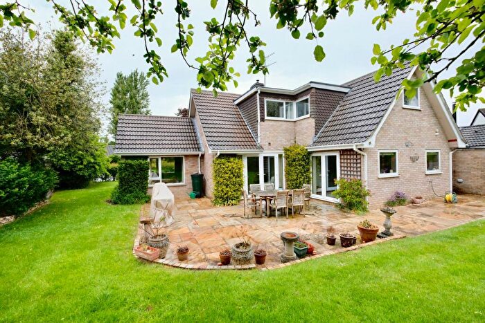 4 Bedroom Detached House For Sale In High Haden Road, Glatton, Huntingdon, PE28