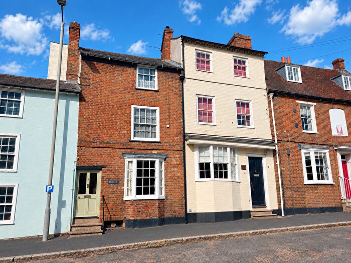 5 Bedroom Terraced House For Sale In Nelson Street, Buckingham, MK18