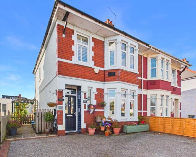 3 Bedroom Semi-Detached House For Sale In Merthyr Road, Whitchurch, Cardiff., CF14