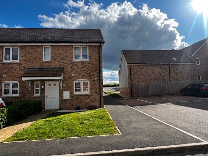 3 Bedroom End Of Terrace House For Sale In Nursery Gardens, Faversham, Kent, ME13