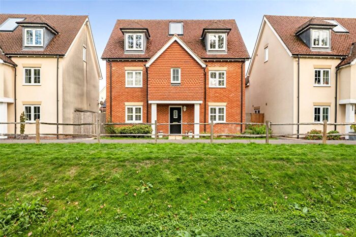 5 Bedroom Detached House For Sale In Brookfield Drive, Horley, Surrey, RH6