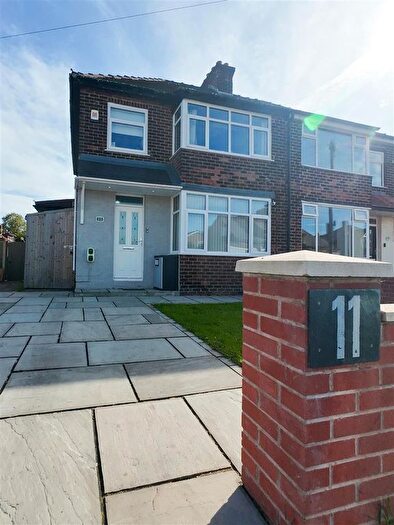 3 Bedroom Semi-Detached House For Sale In Beatty Avenue, Warrington, WA2