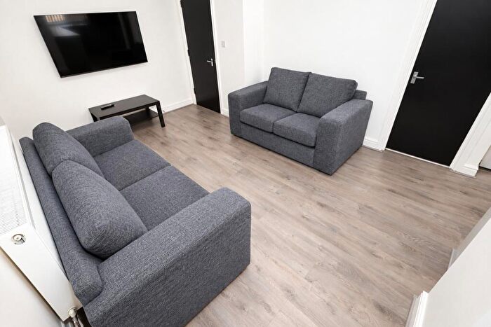 5 Bedroom Terraced House To Rent In Connaught Road, Liverpool, L7