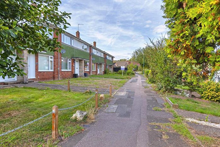 2 Bedroom Terraced House For Sale In Newbury Avenue, Maidstone, ME16