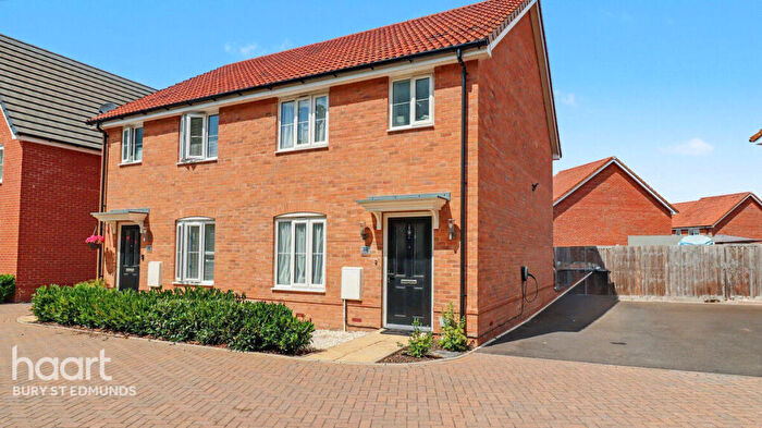 3 Bedroom Semi-Detached House For Sale In Jarmain Road, Stowmarket, IP14