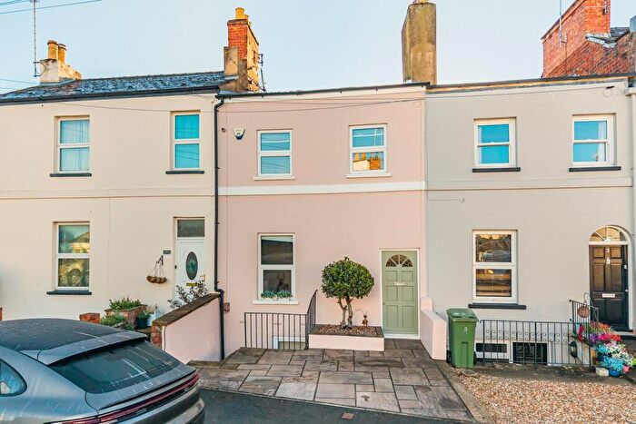 3 Bedroom Town House For Sale In Commercial Street, Leckhampton, Cheltenham, GL50