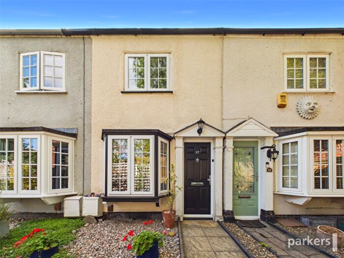 2 Bedroom Terraced House For Sale In Kidmore End Road, Emmer Green, Reading, Berkshire, RG4