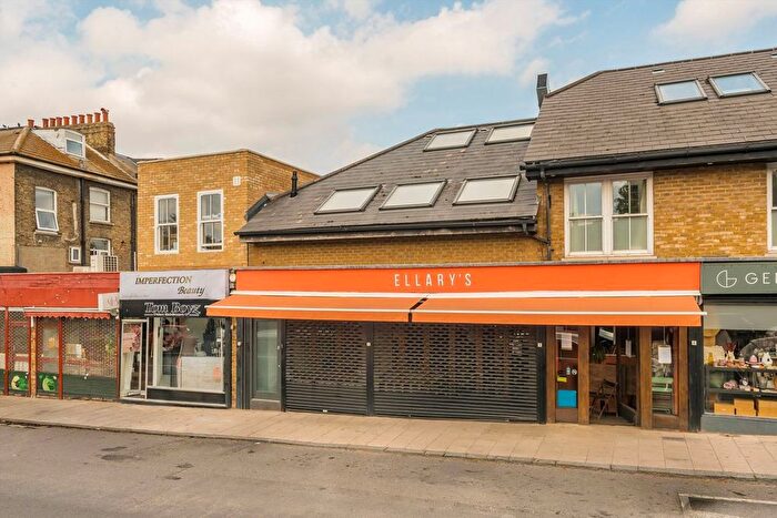 2 Bedroom Flat For Sale In Harefield Road, Brockley, SE4