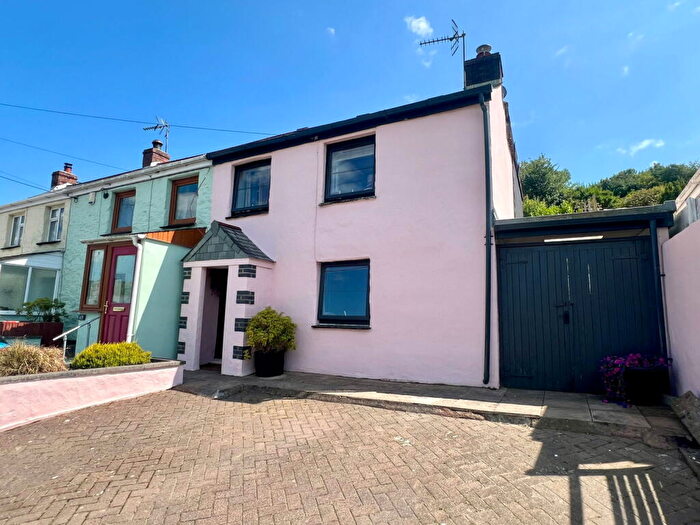 3 Bedroom End Of Terrace House For Sale In Tywardreath Highway, Par, Cornwall, PL24