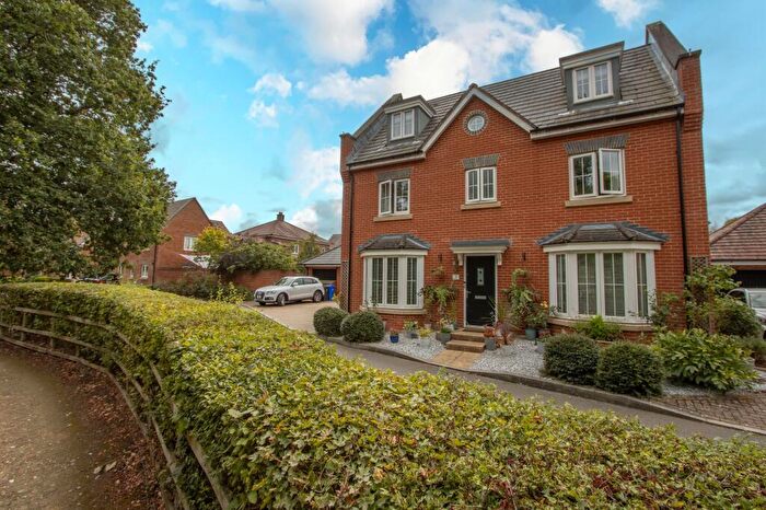 5 Bedroom Detached House For Sale In St. Savin, Hartley Wintney, RG27