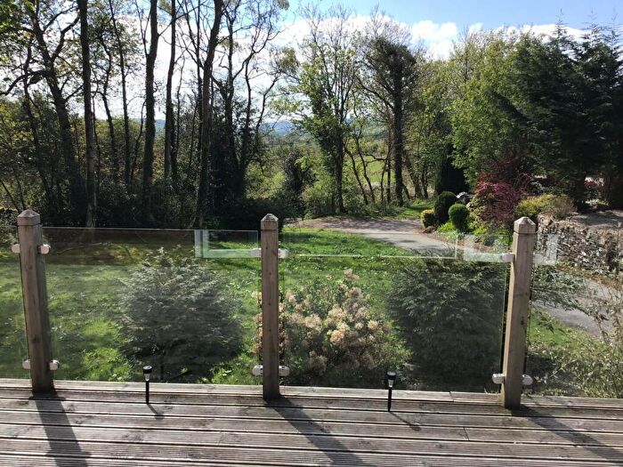 3 Bedroom Mobile Home For Sale In Lambhowe Caravan And Lodge Park, Crosthwaite, LA8